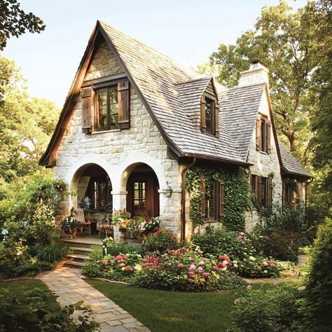 Cozy Cottage Homes Interior, Cottage Houses Inside, Tutor Home Interior, Storybook House Exterior, Cottage With Dormers, Witch Cottage House, One Story Victorian House, Fairytale Cottage Exterior, Cottage Homes Exterior