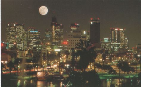 Pics of the skyline in the 80's?? please? - Page 2 - SkyscraperCity Los Angeles Aesthetic, Los Angeles Skyline, California Camping, West Coast Road Trip, City Of Angels, California Love, California Dreamin', Downtown Los Angeles, Camping Experience