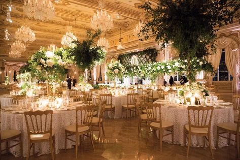 Inside Wedding, Wedding Settings, Wedding Atelier, Forest Theme Wedding, Wedding Aesthetics, Inside Weddings, Marriage Photos, Enchanted Wedding, Changing Leaves