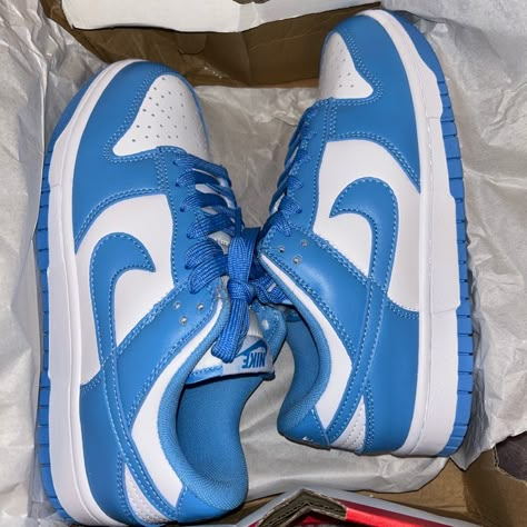 University Blue Nike Dunks (Lows) Never Worn (Mens 8-Womens 7.5) Only Selling Due To Wrong Size Selling Fast Perfect Condition. Blue Jordans Aesthetic, Nike Dunks University Blue, Malabar Squirrel, University Blue Dunks, Blue And White Dunks, Ways To Store Shoes, Dunks Aesthetic, Unc Dunks, Blue Nike Dunks