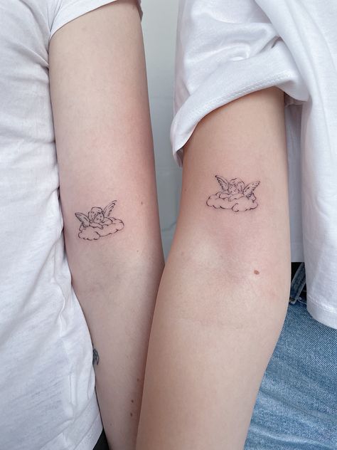 Matching Tattoos Dainty, Sister Tattoos Aesthetic, Sister Remembrance Tattoos, Tuesday Tattoo, Matching Tattoos Sisters, Brother And Sister Tattoo Ideas, Sister Tattoo Ideas, Bestie Tattoos, Inspiring Quote Tattoos