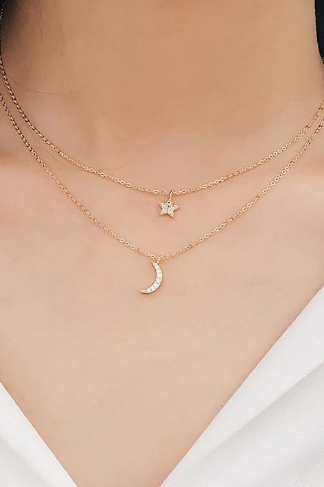 Woman Chains Necklace, Cute Chains, Aesthetic Pendant, Moon And Star Necklace, Cute Necklaces, Dainty Choker Necklace, Layer Chain, Double Chain Necklace, Statement Fashion