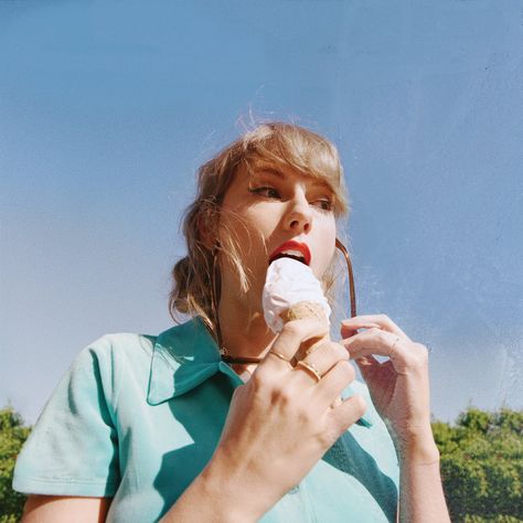 Taylor Swifr, Taylor Swift Playlist, Taylor Swift Fotos, Tv Icon, Estilo Taylor Swift, All About Taylor Swift, Swift Photo, Taylor Swift 1989, New Romantics