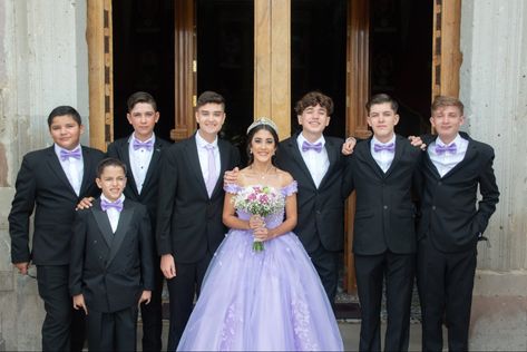 Lilac Quinceanera Court, Black And Purple Chambelanes, Quince Chambelanes Outfits Lilac, Light Purple Quinceanera Chambelanes, Main Chambelan Outfits Purple, Lavender Quinceanera Chambelanes, Chambelanes Outfits Quinceanera Light Purple, Purple Quinceanera Suits, Chambelanes Shoes