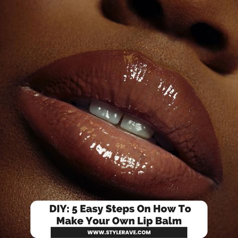 Learn how to make Lip Balm with Vaseline and Lipstick Lip Stain Diy, Bigger Lips Naturally, Easy Lip Balm, Lip Balm Diy, Vaseline Lip Balm, Diy Lip Balm Recipes, Vaseline Uses, Diy Steps, Lips Care