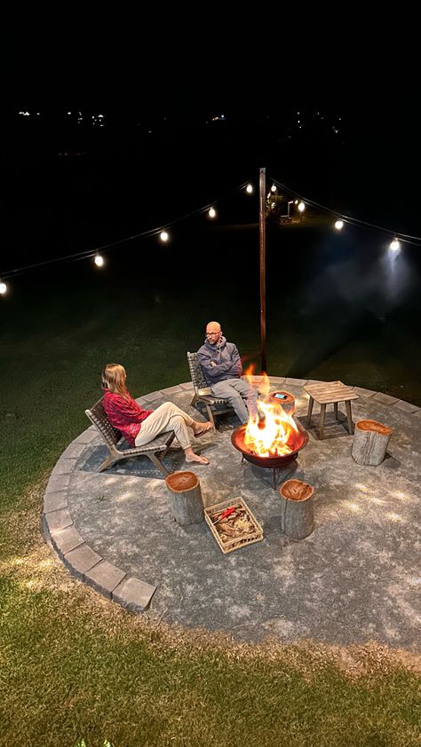 Fire pit talks Outside Fire Pit, Winter Outside, Outside Fire Pits, Open Fire, Open Fires, Campfire, Fire Pit, Camping, Festival