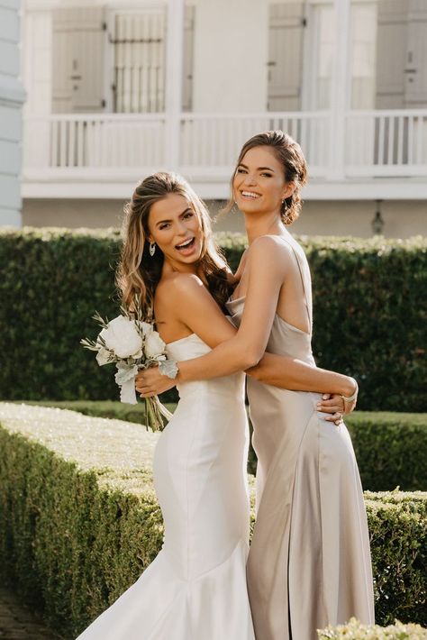 Wedding of the Day: Model Brooks Nader's New Orleans Vows New Orleans Winter, Brooks Nader, Curled Hairstyles For Medium Hair, Celebrity Wedding Photos, Romantic Winter Wedding, Sports Illustrated Models, Bridal Hairstyles, Wedding News, Bride Photo