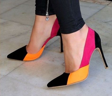 Comfortable High Heels Shoes, High Heels Classy, Comfortable High Heels, Casual High Heels, Heels Classy, Gorgeous Shoes, Fall Color, Fabulous Shoes, Fashion High Heels