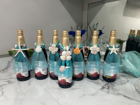 Wine Bottle Hang Decor/ Coastal Beach Decor/ Party Decor/ Wedding Decor - Etsy Nautical Wine Bottles, Beach Decor Party, Beach Table Settings, Beach Theme Centerpieces, Decorated Wine Bottles, Beach Table Decorations, Beachy Crafts, Beach Wedding Tables, Bottle Hanger