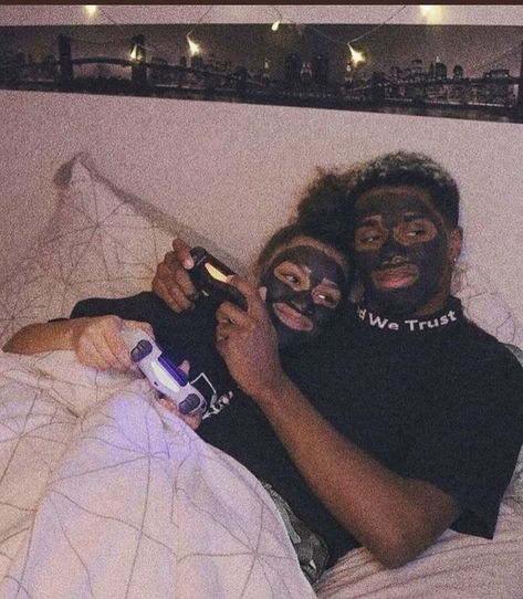 Basketball Relationship Goals, Ragazza Gangsta, Stile Kylie Jenner, Flipagram Instagram, Black Relationship Goals, Cute Couple Outfits, Black Love Couples, Couple Goals Teenagers, Populaire Outfits