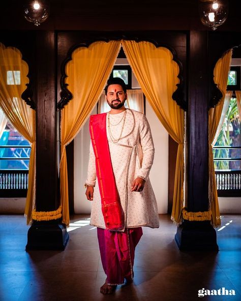 Best Celebrity Groom Looks That We Loved In The Last Year! Groom Trends, Marathi Wedding, Sangeet Outfit, Nauvari Saree, Couple Wedding Dress, Traditional Wedding Attire, Indian Wedding Planning, Groom Looks, Wedding Planning Websites