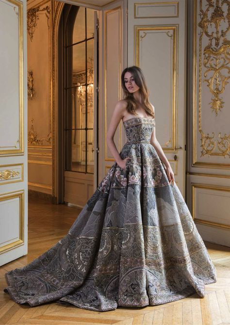 Gaun Koktail, Paolo Sebastian, Country Manor, Pakaian Feminin, فستان سهرة, Indian Fashion Dresses, Couture Gowns, Gorgeous Gowns, Mode Inspiration