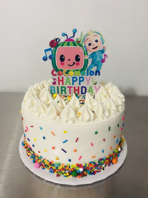 Girly Coco Melon Party, Cocomelon Cake 3rd Birthday, Homemade Cocomelon Cake, Cocomelon Cake Easy, Cocomelon Pastel Cake, Small Cocomelon Cake, Cocomelon Second Birthday Ideas, Cocomelon Birthday Food, Buttercream Cocomelon Cake