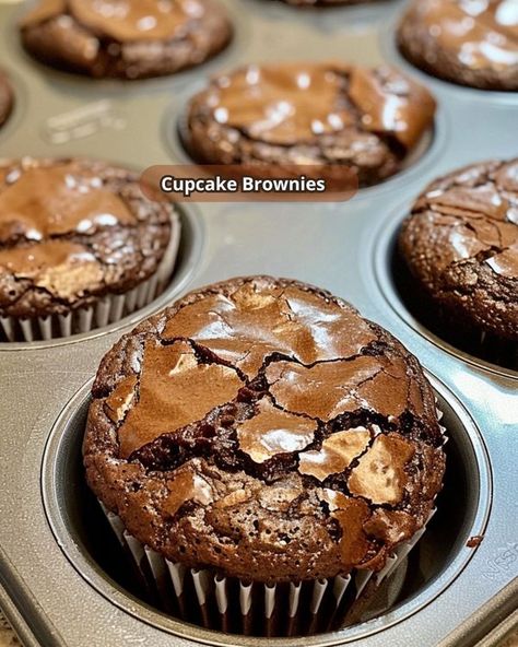 Daily Recipes and Tips 😋 The Original | Cupcake Brownies 🧁🍫 | Facebook Cupcake Brownies Recipe, Brownie Muffins From Mix Boxes, Brownie Cupcakes Recipes, Brownies In Cupcake Pan, Brownie Cupcakes From Mix Boxes, Cupcake Brownies, Brownie Cups, Brownie Cupcakes, Poke Cake Recipes