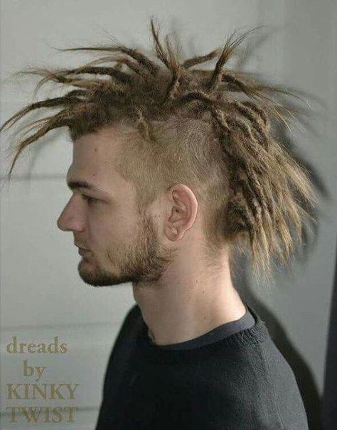 Receive excellent ideas on "mens hairstyles short". They are actually readily available for you on our web site. Dreadlock Mohawk, Skin Fade With Beard, Male Haircut, Dreadlocks Styles, Dreadlocks Men, Short Textured Hair, Blonde Dreadlocks, Mohawk Haircut, Mohawk Hairstyles Men