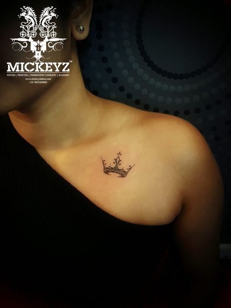 Crown Tattoo Beautiful Crown Tattoo, Crown Tattoo Placement Ideas, Finger Crown Tattoos For Women, Crown Tattoo Women, Crown Tattoo Placement, Small Crown Tattoos For Women, Mini Crown Tattoo, Small Chest Tattoos For Women, Crown Tattoo Small