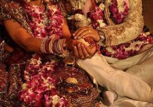 What makes Kongu Vellala Gounder Wedding Rituals Truly Unique ... Patna Bihar, Matrimonial Sites, Indian Marriage, Matrimonial Services, Kalay, Marriage Certificate, Marriage Problems, Arranged Marriage, Love Problems