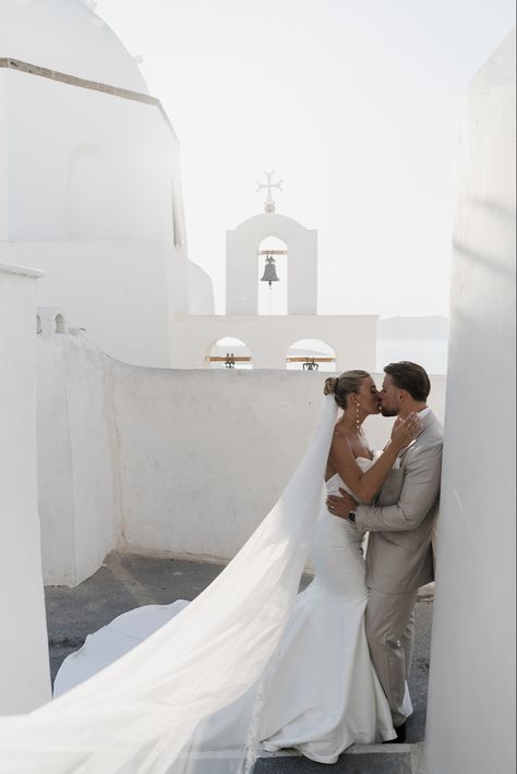 Santorini bride, santorini wedding, bride , elysee bridal dress, neutral wedding, photography, rose bouquet , cream rose bouquet, thira santorini, wedding , serephina dress, cult gaia earring, santorini, wedding, bridal, neutral wedding aesthetic, 2023/2024 wedding, beige suit , beige wedding suit Greece Wedding Aesthetic, Greece Wedding Photos, Greece Elopement Photos, Santorini Wedding Photos, Santorini Elopement Dinner, Greek Elopement Santorini, Santorini Greece Wedding Photography, Wedding Sunglasses, Beige Wedding