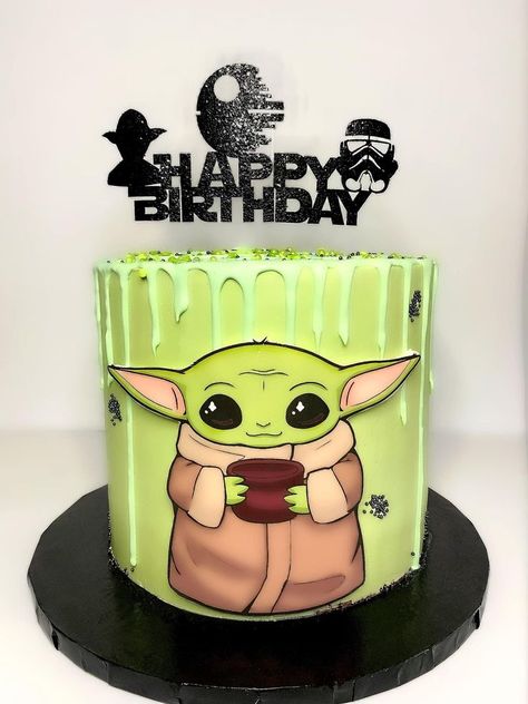 Star Wars Yoda Cake, Star Wars Buttercream Birthday Cake, Easy Grogu Cake, Grogu Cake Ideas, Decoracion Baby Yoda, Star Wars Cakes Birthday Boys, Grogu Birthday Party, Grogu Birthday Cake, Baby Yoda Cake Ideas