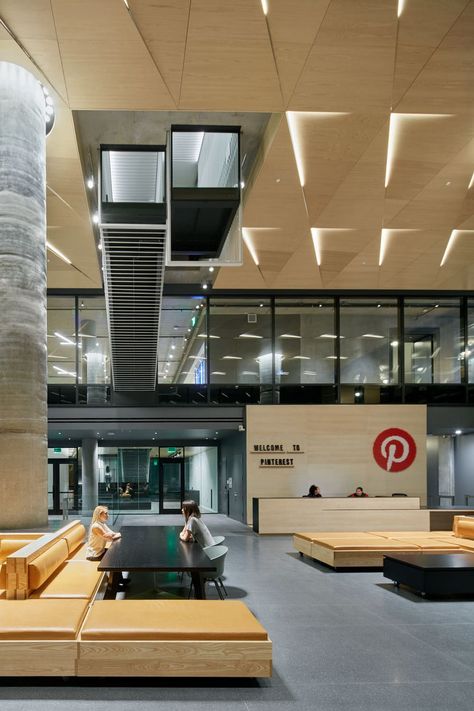 Pinterest Headquarters in San Francisco Pinterest Headquarters, Pinterest Office, Ceiling Pattern, Break Area, Farmhouse Stools, Lobby Seating, Office Lobby, H Design, Built In Furniture