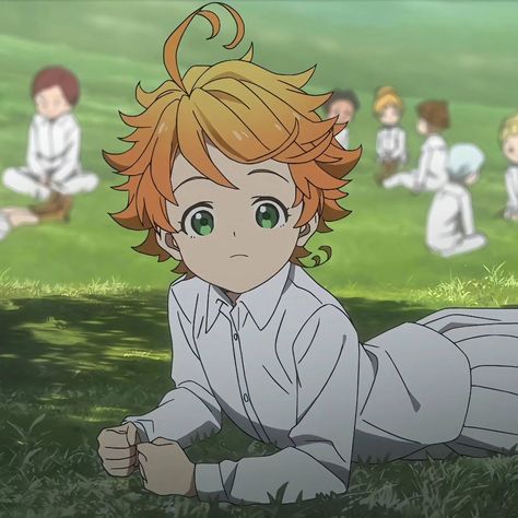 Happy birthday Emma 🍁 8/22 (via, The Promised Neverland) 🧺 約ネバ ThePromisedNeverland 約束のネバーランド エマ Anime High School, Promise Neverland, The Promised Neverland, Promised Neverland, Anime Reccomendations, Darling In The Franxx, Iconic Photos, Love Drawings, An Anime