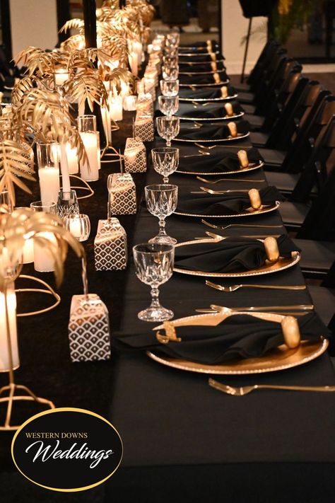 Rose Gold And Black Centerpiece Birthday, All Black Anniversary Party, Black And Gold Round Table Setting, Black And Gold Black Tie Event, All Black Affair Party Decorations, Big 21st Birthday Party Ideas, Gatsby Themed Party Decorations Table Settings, Black And Gold Plates Table Setting, Black And Gold Birthday Photoshoot Ideas