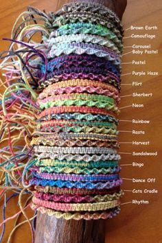 Hemp Jewelry Diy, Yarn Bracelets, Handmade Friendship Bracelets, Hemp Jewelry, Hemp Bracelets, Diy Friendship Bracelets Patterns, Pola Gelang, Diy Bracelets Easy, Diy Bracelets Patterns