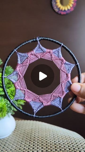 Crescent Moon Dreamcatcher Diy, Dreamcatcher Patterns Diy, Dream Catcher Designs, Crochet Dreamcatcher Pattern Free, Dream Catcher Room Decor, Hart Craft, Dreamcatcher Ideas, Dream Catcher For Car, Crochet Dreamcatcher Pattern