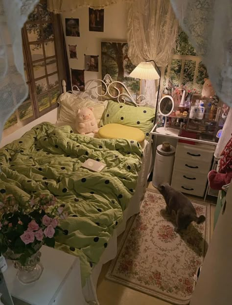 Tiny Room Big Bed Ideas, Cottagecore Room Inspo Forest, Pretty Storage Room, Mori Kei Bedroom, Studio Ghibli Apartment Ideas, Twin Bed Aesthetic, Room Ideas Hello Kitty, 1950s Room, Earth Room