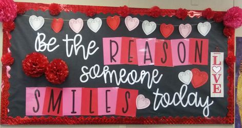 Easy Valentines Bulletin Boards, February Work Bulletin Board Ideas, Valentines Day School Board, Office Decor Valentines Day, Valentines School Bulletin Boards, Valentine Hallway Decorations, Valentine Decorating Ideas For Office, Valentines Office Decorations Ideas, Valentines Bulletin Boards For Work