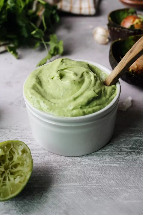 Avocado Cream Sauce | Foodtalk Tiger Butter Fudge Recipe, Avocado Lime Crema, Zucchini Pasta Sauce, Avocado Cream Sauce, Breakfast Quesadillas, Cranberry Orange Sauce, Lime Crema, Creamy Avocado Sauce, Avocado Crema