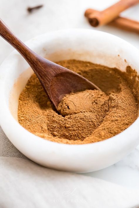 This pumpkin pie spice blend is so delicious. It's so easy to make and much cheaper than buying at the store! It's perfectly balanced with not too much nutmeg or cloves, and it's just heavenly in pumpkin and fall recipes. Easy to make in larger quantities. #pumpkin #pumpkinspice #fallrecipes #cinnamon #baking Cloves Recipes, Homemade Pumpkin Spice Mix, Cinnamon Baking, Pumpkin Spice Treats, Pumpkin Pie Spice Recipe, Pie Spice Recipe, Perfect Pumpkin Pie, Pumpkin Fudge, Pumpkin Pie Spice Mix