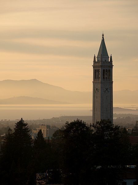 The century old tower at UC Berkeley is the third tallest bell and clock tower in the world, home to 61 bells and some dinosaur fossils. Berkeley Aesthetic, Berkley California, Guatemala Beaches, Berkeley University, Cal Berkeley, Berkeley Hills, Thailand Honeymoon, Nicaragua Travel, Contra Costa County