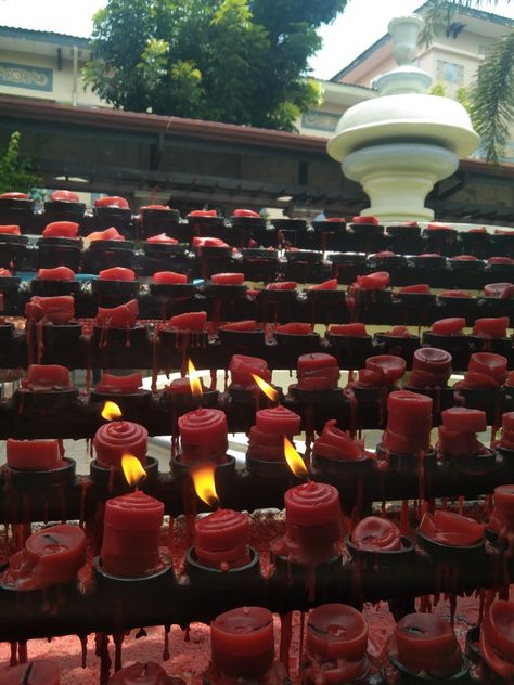 Located at Basilica Minore del Sto. Niño de Cebu Cebu City Aesthetic, Philippines Summer, Sto Nino, Rose Flower Photos, City Life Photography, Candle Lighting, Travel Pictures Poses, Prayer Candles, Random Aesthetic