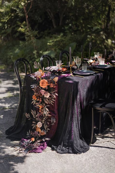 Dark Outside Wedding Theme, Gothic Aisle Decor, Moody Fairy Wedding, Dark Flower Centerpieces, Moody Aisle Decor, Witch Wedding Ideas Decor, Gothic Reception Ideas, Woodsy Gothic Wedding, Rustic Gothic Wedding Decorations