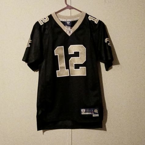 NFL On Feild New Orleans Saints Jersey Marques Colston Best Football Jersey, Jersey Shirt Outfit, Red Shorts Outfit, Football Jersey Outfit, Cool Shirt Designs, Class Outfit, Nfl Jersey, Nfl Shirts, Outfits Y2k