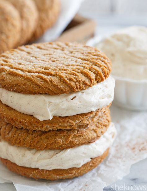 Cream Cheese Cookie Sandwich, Fall Cookie Sandwiches, Pumpkin Spice Sandwich Cookies, Sandwich Cookie Ideas, Pumpkin Spice Cookie Sandwiches, Pumpkin Cookie Sandwich, Halloween Cookie Sandwiches, Vegan Sandwich Cookies, Pumpkin Sandwich Cookies