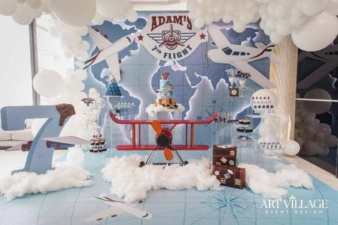 Airplane Backdrop Ideas, Aviation Birthday Theme, Aviation Party Theme, Selfie Zone, Vintage Airplane Birthday Party, Airplane Birthday Party Decorations, Aviation Party, Vintage Airplane Birthday, Flight Art