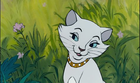 Adelaide Bonfamille, Duchess Aristocats, Madame Adelaide, Sea Life Tattoos, Three Kittens, Eva Gabor, Disney Cats, The Aristocats, Mbti Character