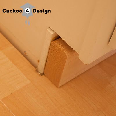 how to fix a vanity kick plate Cabinet Toe Kick, Bathroom Cabinet Makeover, Kitchen Island Makeover, Cabinet Molding, Cabinet Trim, Diy Bathroom Vanity, Kick Plate, Cabinet Makeover, Diy Kitchen Cabinets