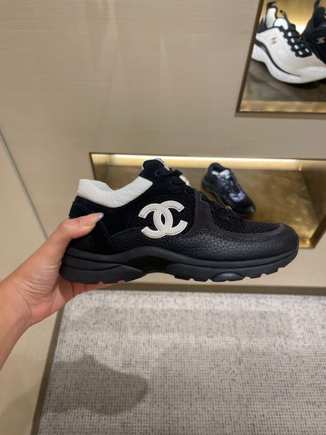 Chanel sneakers Chanel Sneakers Aesthetic, Chanel Shoes Aesthetic, 2025 Lifestyle, Chanel Trainers, Channel Shoes, Dress Sneakers, Black Bratz Doll, Outfits Baddie, Lux Fashion