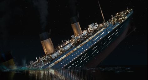 Image Titanic Aesthetic, Original Titanic, Titanic Sinking, I Know The Truth, Aesthetic Landscape, Titanic Movie, The Titanic, Rms Titanic, Paramount Pictures