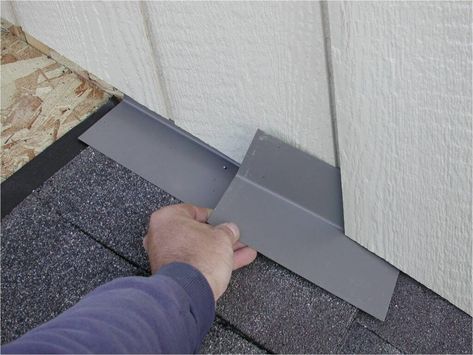 How to Install Step Flashing Where Roof Adjoins Siding - Roofing Repair Roof Repair Diy, Cedar Shingle Siding, Building A Small House, Cedar Shake Roof, Shake Roof, Roof Flashing, Drip Edge, Roof Siding, Shingle Siding