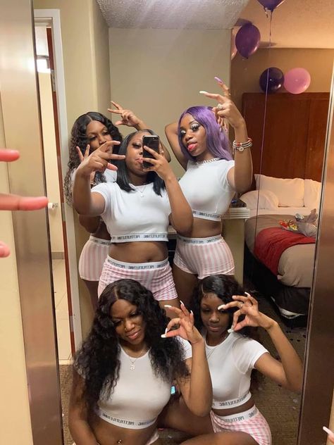 Group Pajama Outfits, Fancy Group Photoshoot, Matching Pjs Friends Birthday Black, Matching Pjs Black Friends, Birthday Group Outfit Ideas, Best Friend Matching Pajamas, Pajama Set Black Women, Sleepover Ideas Black People, Girls Night Pajama Party Outfit