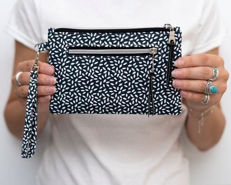 Lena Wristlet PDF Sewing Pattern / Tutorial – Molko Studios Wristlet Sewing Pattern, Wristlet Patterns, Pattern Tutorial, Pdf Sewing Patterns, Sewing Pattern, Sewing Patterns, Pouch, Couture, Make It Yourself