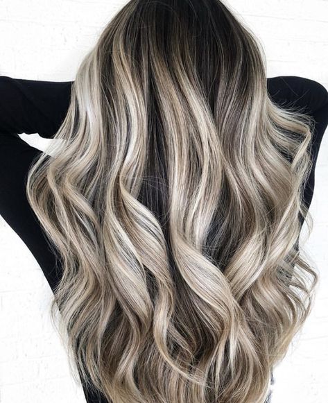 Ash Blonde Balayage Dark, Blonde Hair With Roots, Blonde Balayage Hair, Ash Blonde Balayage, Blond Balayage, Blonde With Dark Roots, Hair Blond, Dark Roots Blonde Hair, Balayage Hair Dark