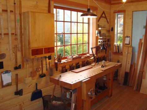 Tour of Jim’s Handtool-Only shop | By Hand & Eye Online Wood Shops, Awesome Woodworking Ideas, Woodworking Tools Storage, Woodworking Shows, Woodworking Shop Layout, Woodworking Logo, Woodworking Joinery, Workbench Plans, Woodworking Workbench