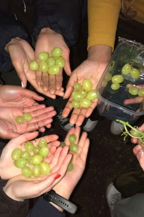 New Years Eve Grapes, Grapes New Years Eve, Grapes Under The Table New Years, Nye Grapes, Small Nye Party Ideas, 12 Grapes For New Years, New Year’s Eve Instagram Photos, New Year’s Eve Aesthetics, New Years Party Ideas At Home Friends