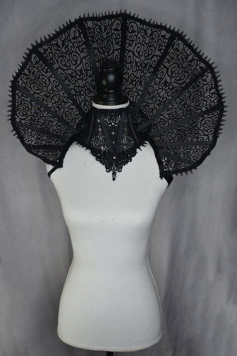 Check out this item in my Etsy shop https://www.etsy.com/listing/942171081/embroidered-lace-elizabethan-neck Spiderweb Lace, Royal Accessories, Mother Fashion, Elizabethan Collar, Express Outfits, Crown Photos, Neck Corset, Body Accessories, Embroidered Organza