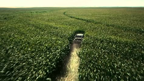 Cornfield Chase | Interstellar Interstellar 2014, Interstellar Movie, Hidden Movie, Django Unchained, Septième Art, Recent Movies, I Love Cinema, Movie Shots, Movie Facts